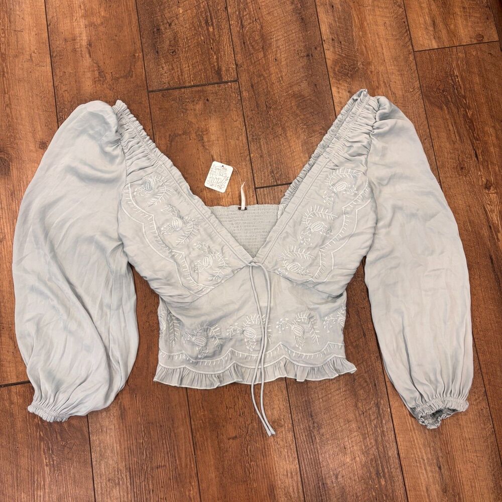 NWT Free People Veronica Embroidered Top Baby Blue Women's Size M $128 SOLD OUT - Picture 2 of 7